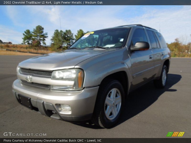 Light Pewter Metallic / Medium Oak 2002 Chevrolet TrailBlazer LS 4x4