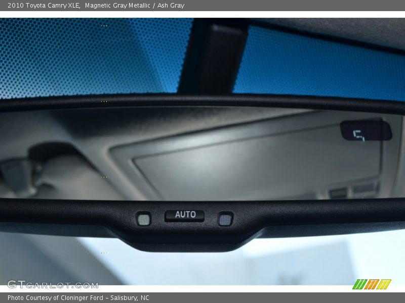 Magnetic Gray Metallic / Ash Gray 2010 Toyota Camry XLE