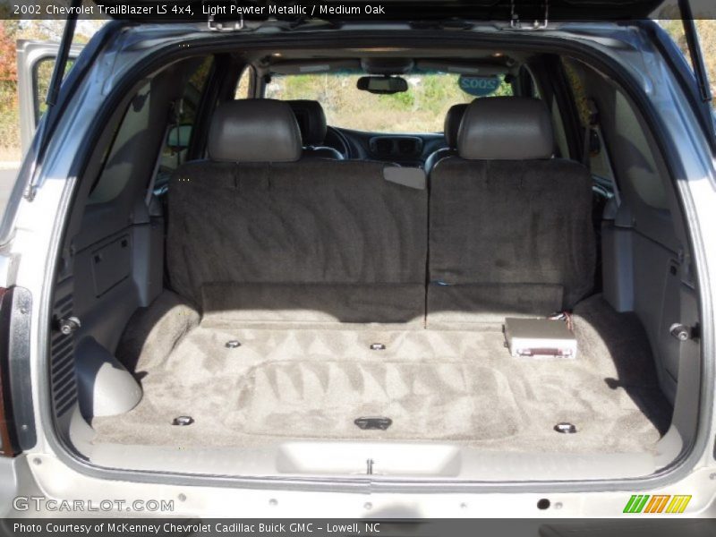 Light Pewter Metallic / Medium Oak 2002 Chevrolet TrailBlazer LS 4x4