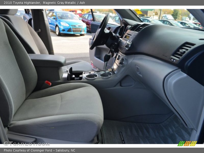 Magnetic Gray Metallic / Ash 2010 Toyota Highlander