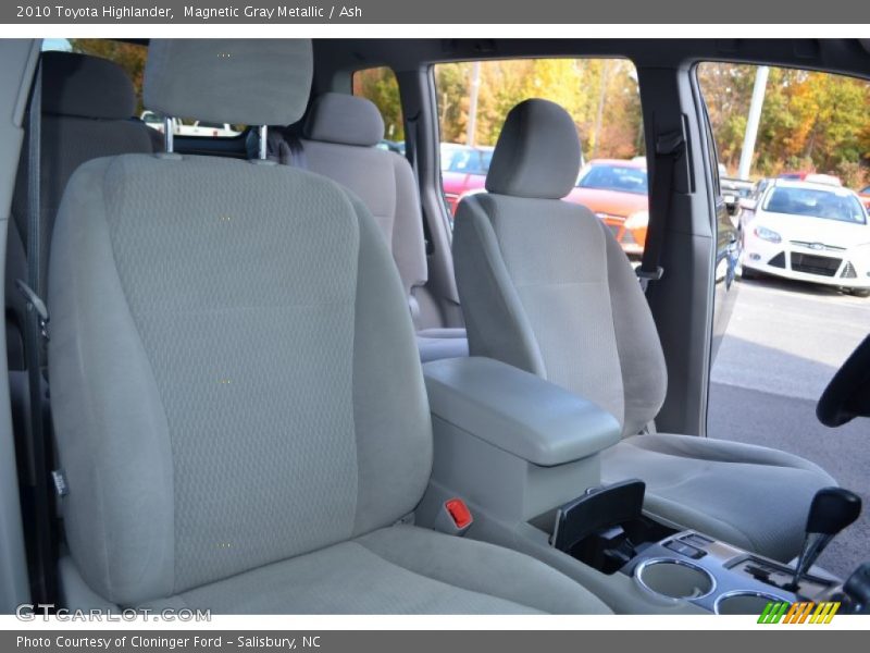 Magnetic Gray Metallic / Ash 2010 Toyota Highlander