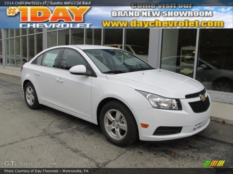 Summit White / Jet Black 2014 Chevrolet Cruze LT