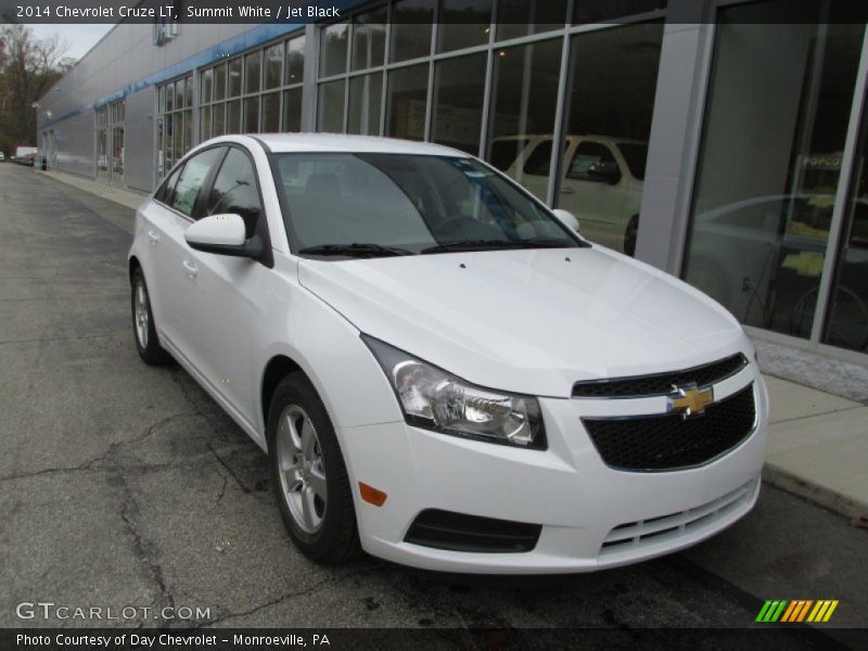 Summit White / Jet Black 2014 Chevrolet Cruze LT