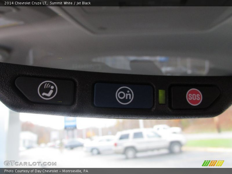 Summit White / Jet Black 2014 Chevrolet Cruze LT