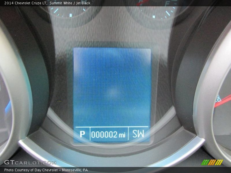 Summit White / Jet Black 2014 Chevrolet Cruze LT