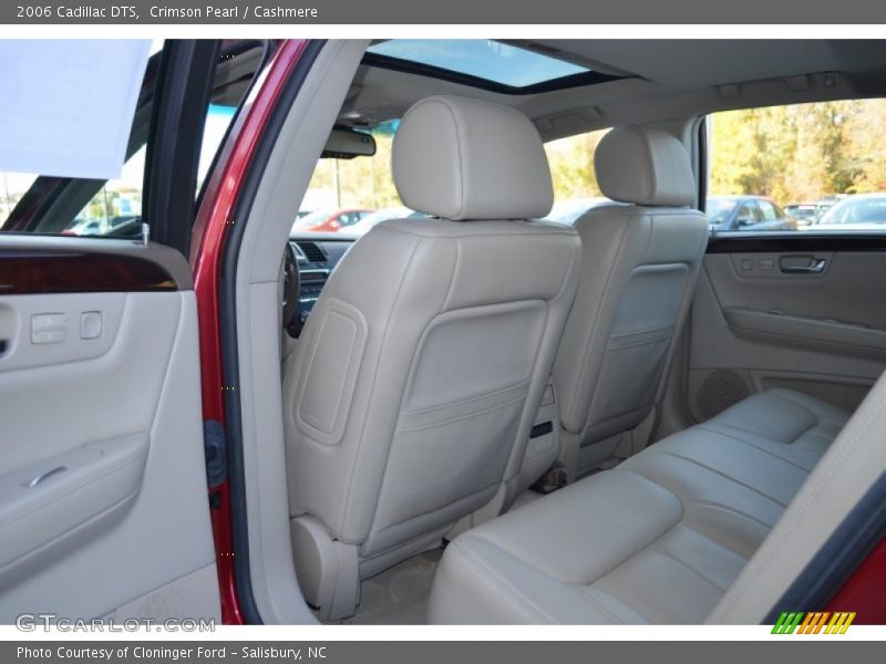 Crimson Pearl / Cashmere 2006 Cadillac DTS