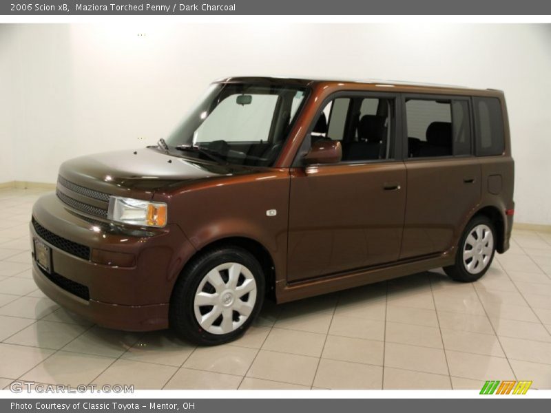 Maziora Torched Penny / Dark Charcoal 2006 Scion xB