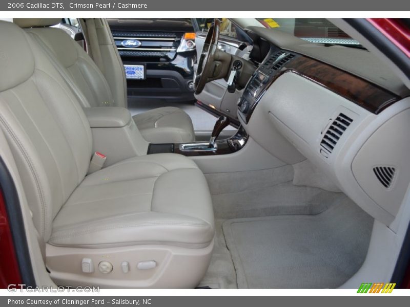 Crimson Pearl / Cashmere 2006 Cadillac DTS