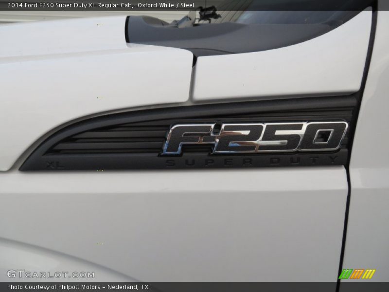  2014 F250 Super Duty XL Regular Cab Logo