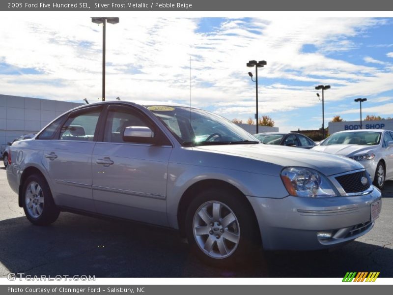 Silver Frost Metallic / Pebble Beige 2005 Ford Five Hundred SEL