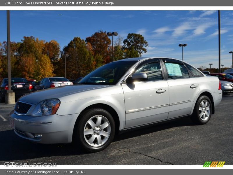 Silver Frost Metallic / Pebble Beige 2005 Ford Five Hundred SEL