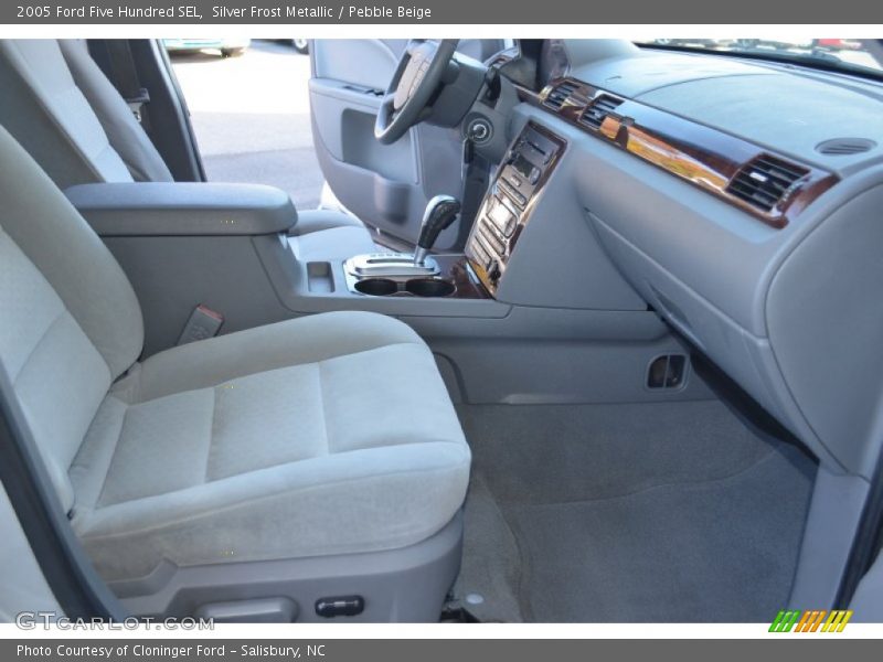 Silver Frost Metallic / Pebble Beige 2005 Ford Five Hundred SEL