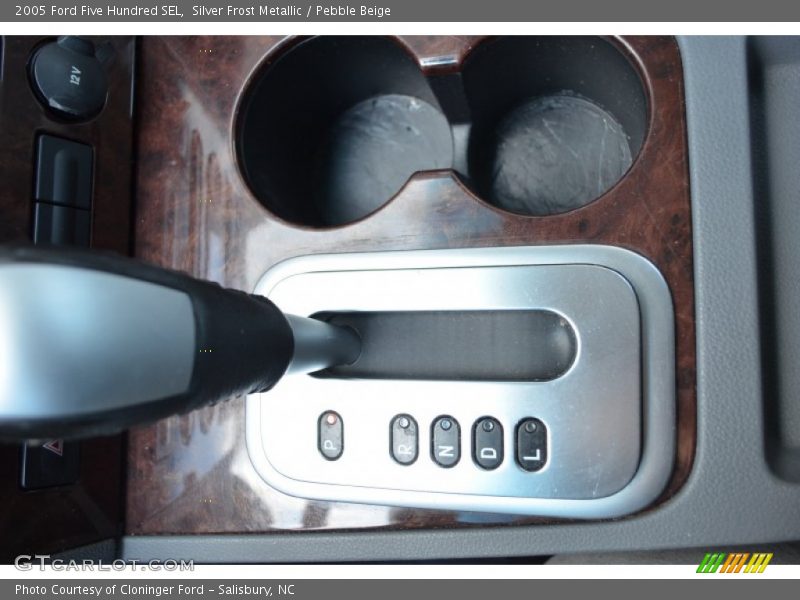 Silver Frost Metallic / Pebble Beige 2005 Ford Five Hundred SEL
