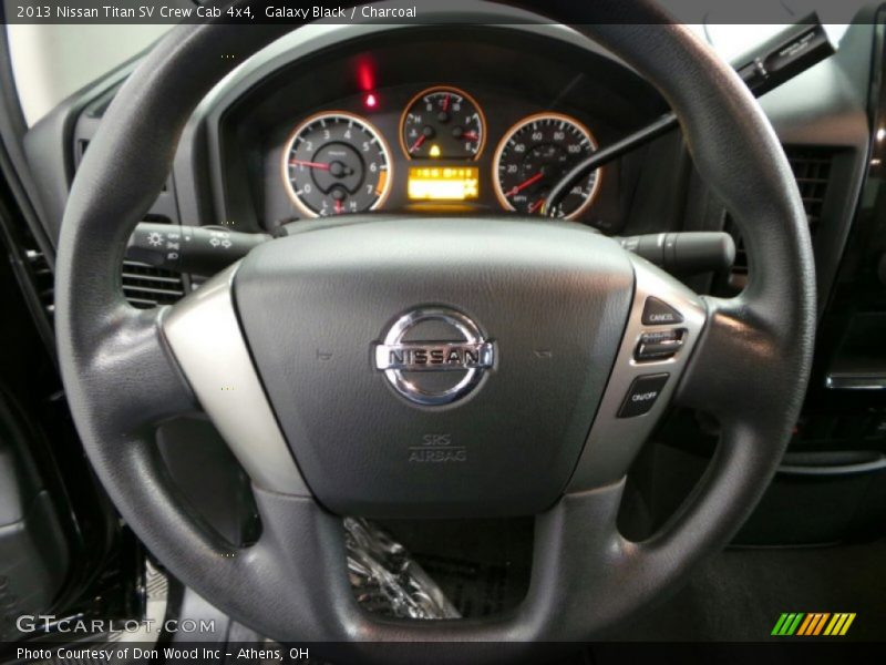 Galaxy Black / Charcoal 2013 Nissan Titan SV Crew Cab 4x4