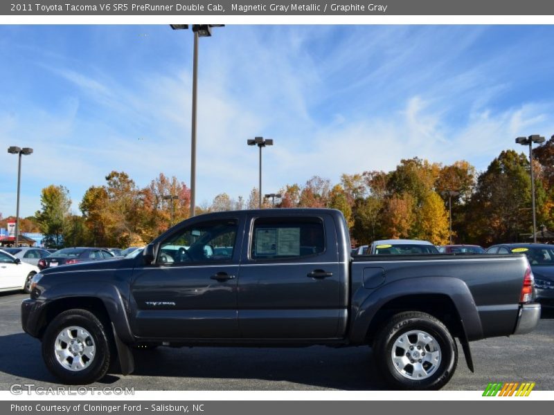 Magnetic Gray Metallic / Graphite Gray 2011 Toyota Tacoma V6 SR5 PreRunner Double Cab