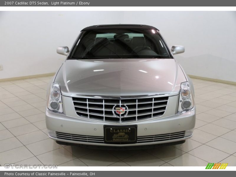 Light Platinum / Ebony 2007 Cadillac DTS Sedan