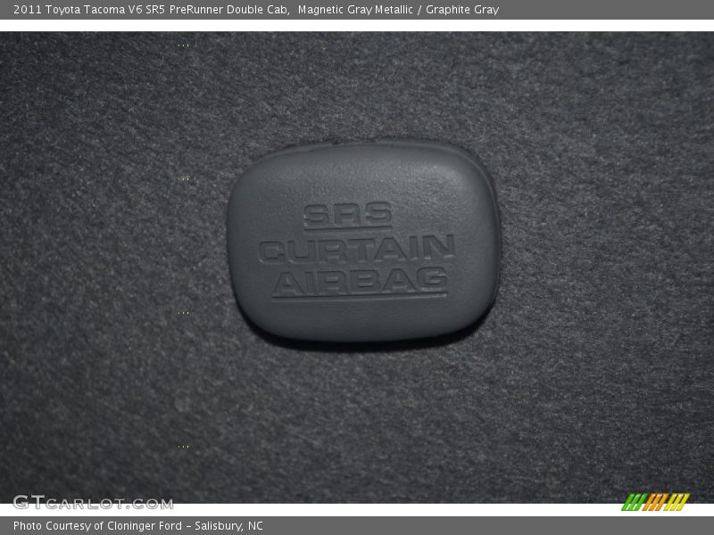 Magnetic Gray Metallic / Graphite Gray 2011 Toyota Tacoma V6 SR5 PreRunner Double Cab