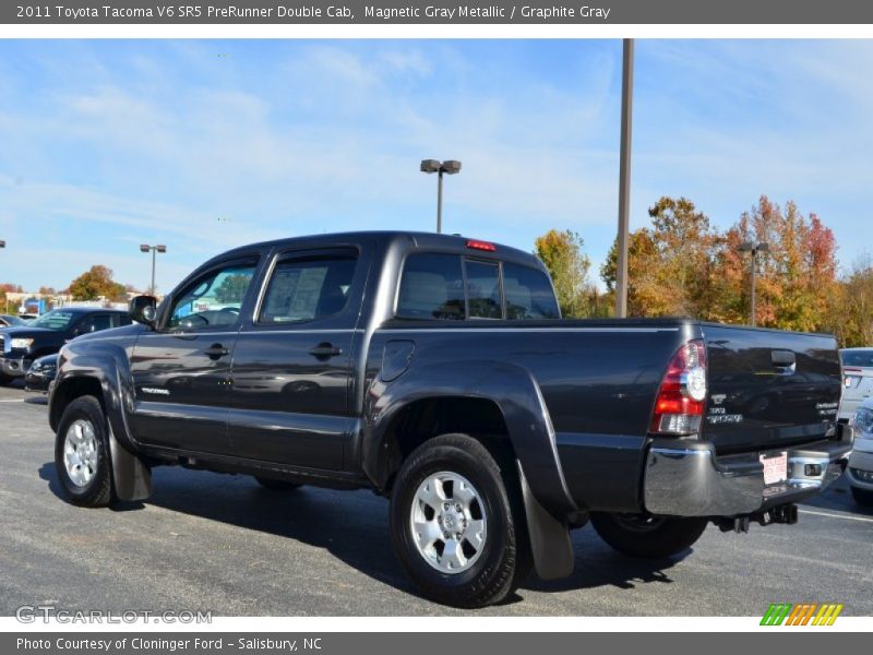 Magnetic Gray Metallic / Graphite Gray 2011 Toyota Tacoma V6 SR5 PreRunner Double Cab