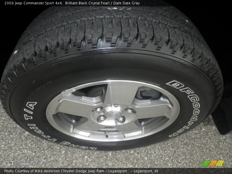 Brilliant Black Crystal Pearl / Dark Slate Gray 2009 Jeep Commander Sport 4x4