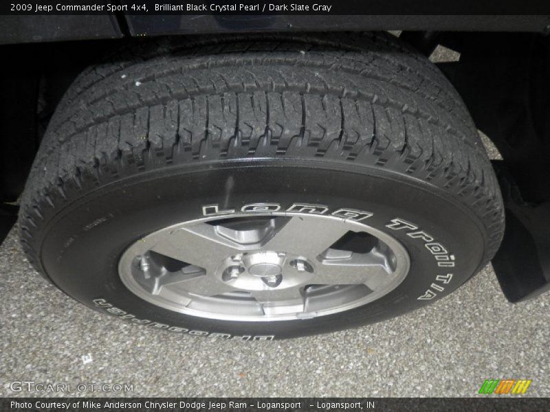 Brilliant Black Crystal Pearl / Dark Slate Gray 2009 Jeep Commander Sport 4x4