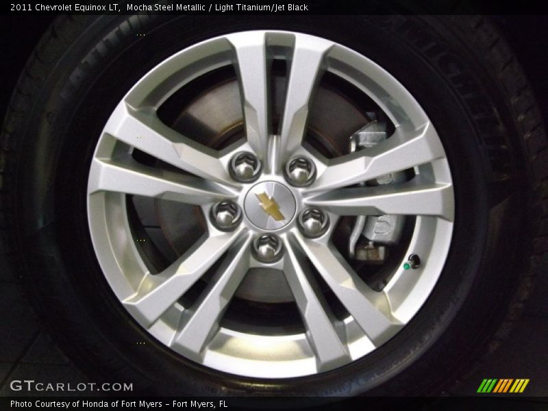 Mocha Steel Metallic / Light Titanium/Jet Black 2011 Chevrolet Equinox LT