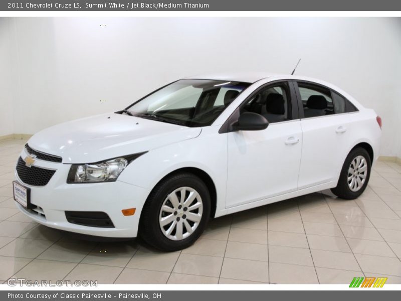 Summit White / Jet Black/Medium Titanium 2011 Chevrolet Cruze LS