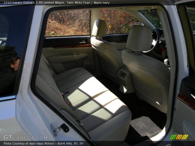 Satin White Pearl / Warm Ivory 2010 Subaru Outback 3.6R Limited Wagon