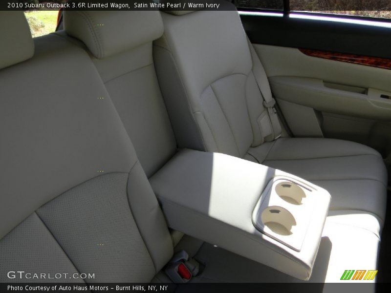 Satin White Pearl / Warm Ivory 2010 Subaru Outback 3.6R Limited Wagon