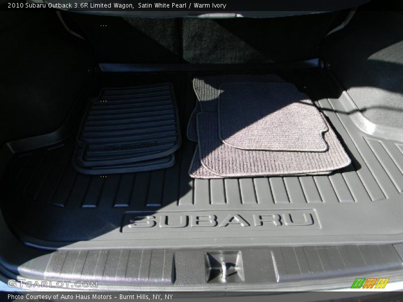 Satin White Pearl / Warm Ivory 2010 Subaru Outback 3.6R Limited Wagon