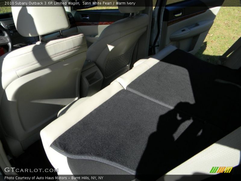 Satin White Pearl / Warm Ivory 2010 Subaru Outback 3.6R Limited Wagon