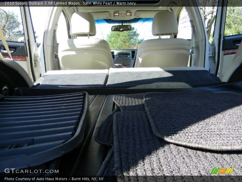 Satin White Pearl / Warm Ivory 2010 Subaru Outback 3.6R Limited Wagon
