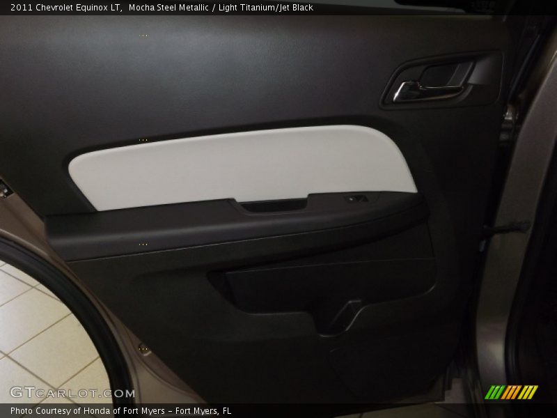 Mocha Steel Metallic / Light Titanium/Jet Black 2011 Chevrolet Equinox LT