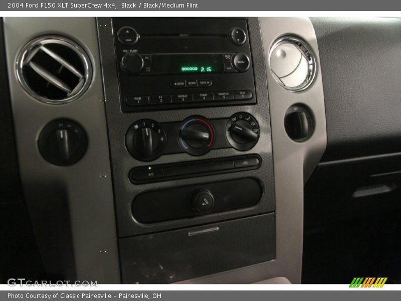Black / Black/Medium Flint 2004 Ford F150 XLT SuperCrew 4x4