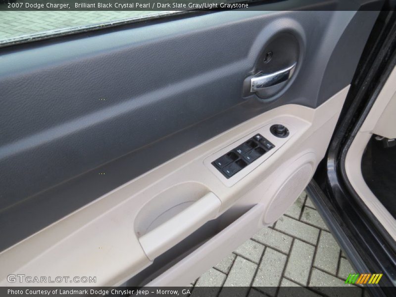 Brilliant Black Crystal Pearl / Dark Slate Gray/Light Graystone 2007 Dodge Charger