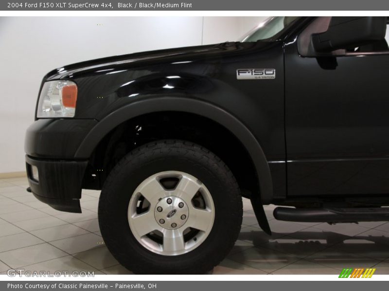 Black / Black/Medium Flint 2004 Ford F150 XLT SuperCrew 4x4