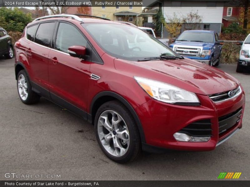 Front 3/4 View of 2014 Escape Titanium 2.0L EcoBoost 4WD