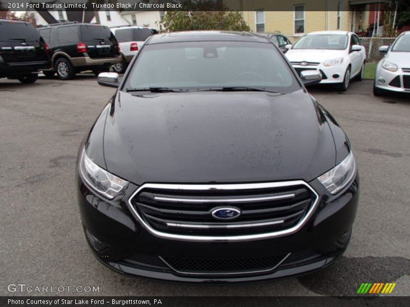 Tuxedo Black / Charcoal Black 2014 Ford Taurus Limited