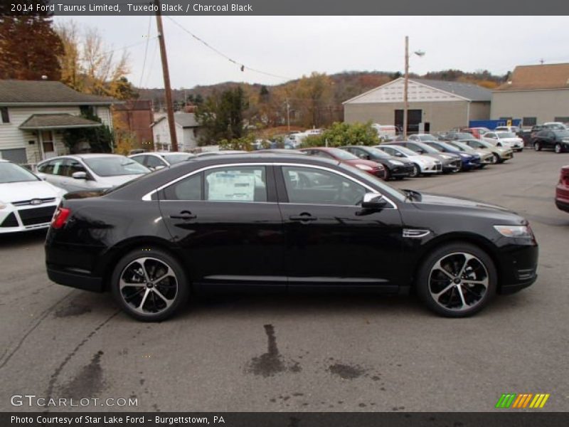 Tuxedo Black / Charcoal Black 2014 Ford Taurus Limited