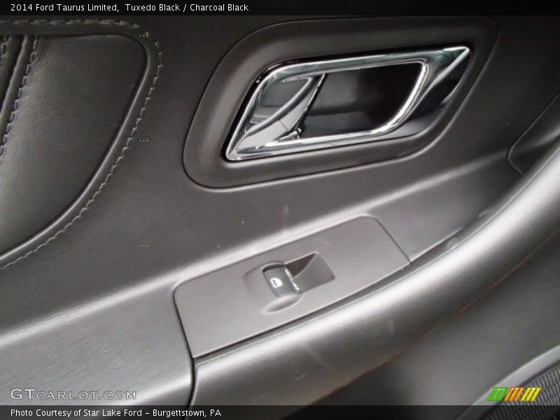 Tuxedo Black / Charcoal Black 2014 Ford Taurus Limited