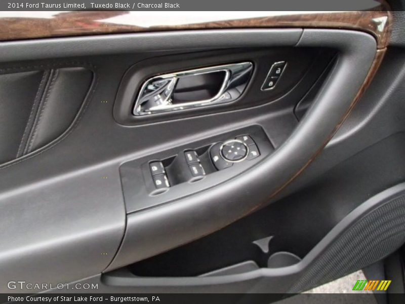 Tuxedo Black / Charcoal Black 2014 Ford Taurus Limited