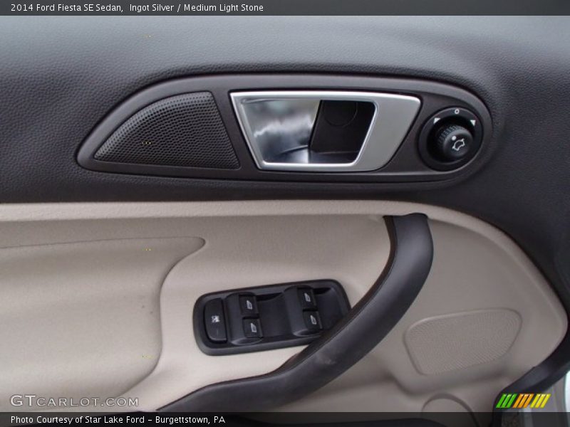 Ingot Silver / Medium Light Stone 2014 Ford Fiesta SE Sedan