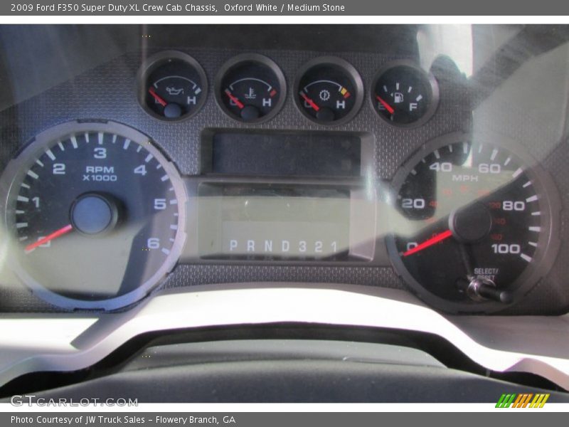  2009 F350 Super Duty XL Crew Cab Chassis XL Crew Cab Chassis Gauges