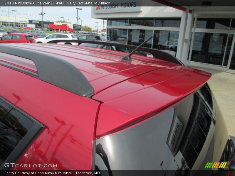 Rally Red Metallic / Black 2010 Mitsubishi Outlander ES 4WD