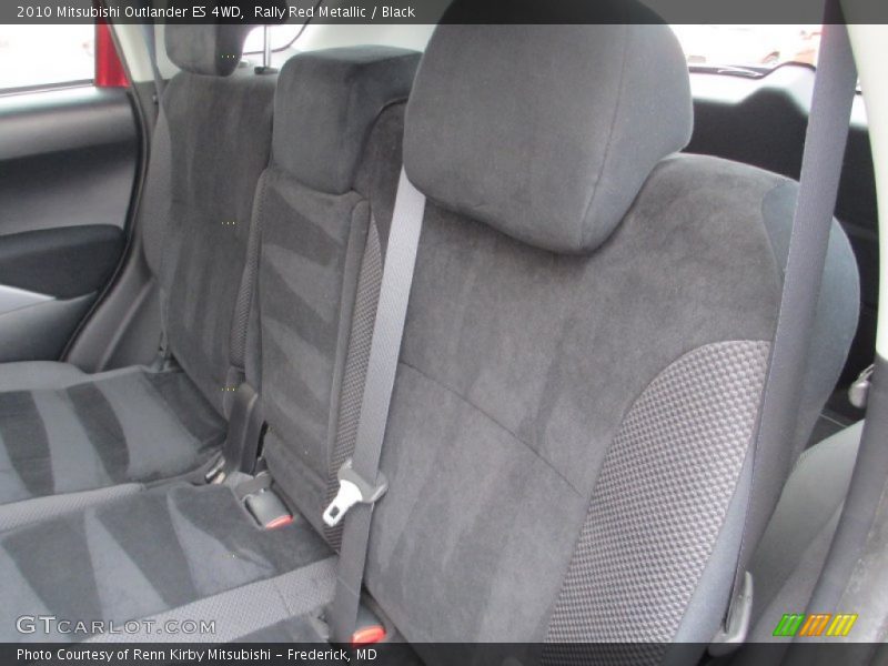 Rally Red Metallic / Black 2010 Mitsubishi Outlander ES 4WD