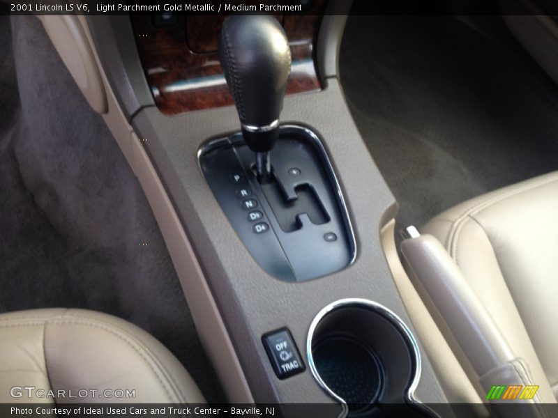 Light Parchment Gold Metallic / Medium Parchment 2001 Lincoln LS V6