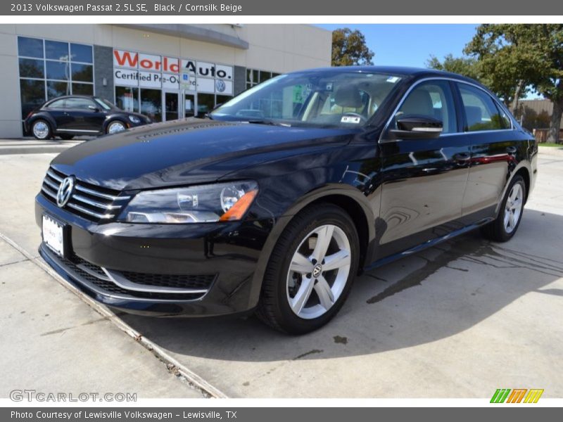 Black / Cornsilk Beige 2013 Volkswagen Passat 2.5L SE