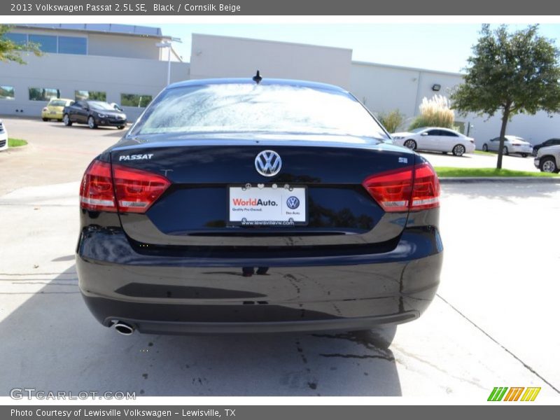 Black / Cornsilk Beige 2013 Volkswagen Passat 2.5L SE