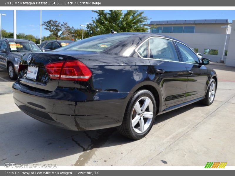 Black / Cornsilk Beige 2013 Volkswagen Passat 2.5L SE