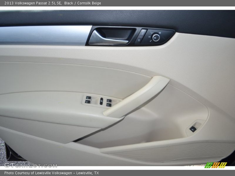 Black / Cornsilk Beige 2013 Volkswagen Passat 2.5L SE