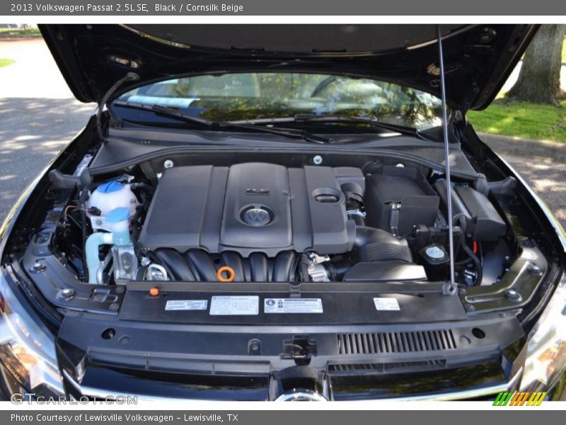 Black / Cornsilk Beige 2013 Volkswagen Passat 2.5L SE